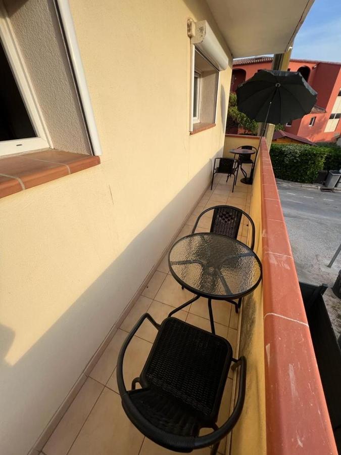 Plein Sud, Bel Appartement 20 Metres De La Plage La Capte Йер Экстерьер фото