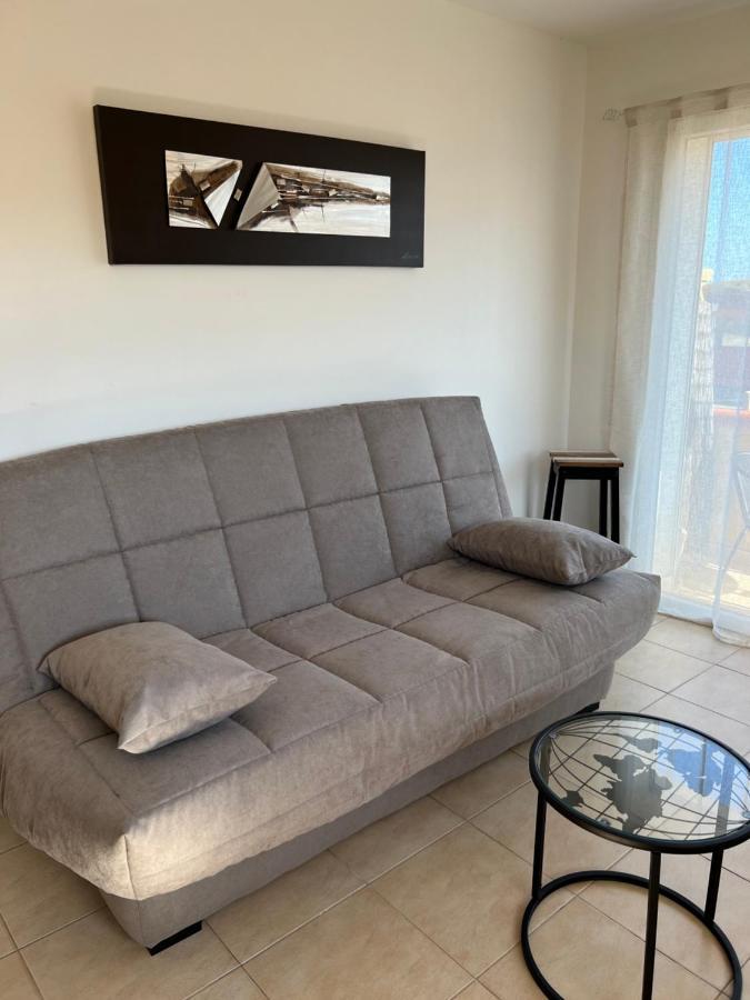 Plein Sud, Bel Appartement 20 Metres De La Plage La Capte Йер Экстерьер фото